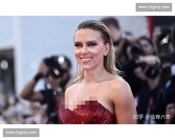 粉丝狂欢！偶像在金球奖闪耀，追星女孩原地尖叫！