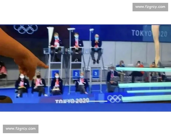 赛场上的“情侣档”无畏契约选手关系扑朔迷离！